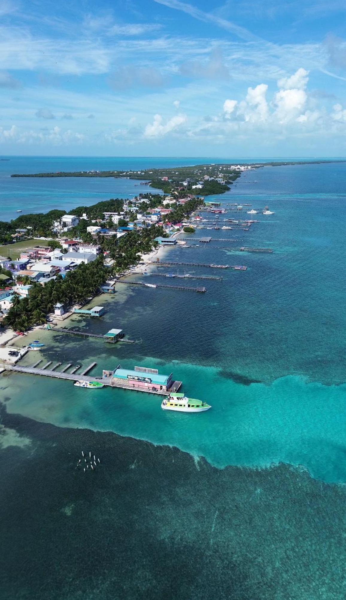 The Coral Casa Villa Caye Caulker Exterior photo